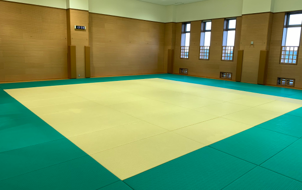 世界に繋がる道