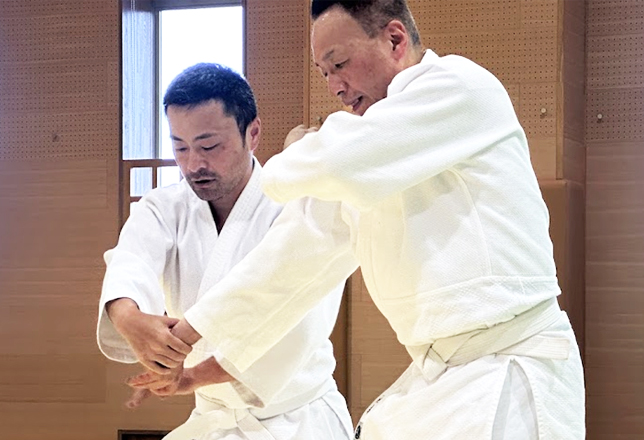 体験希望の方は動きやすい格好で来て下さい。